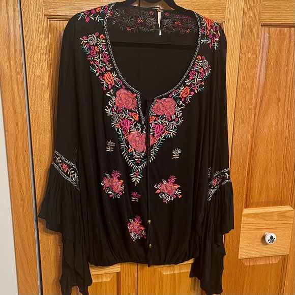 Free People Tops - Free People embroidered top. Size L. Black with pink and orange embroide…